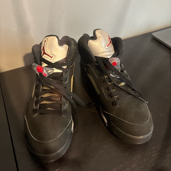 Air Jordan 5 OG \'Black Metallic\' 2016 main image 3